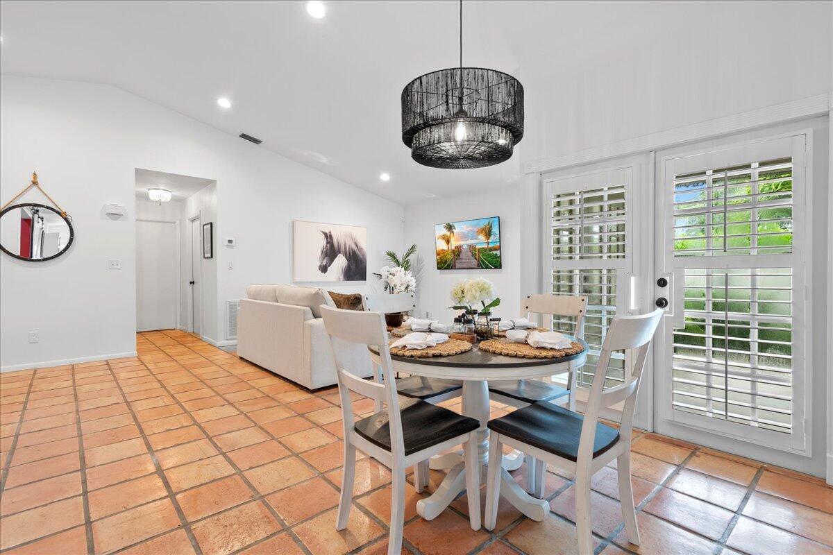 2542 Bedford Mews Drive — Photo 4