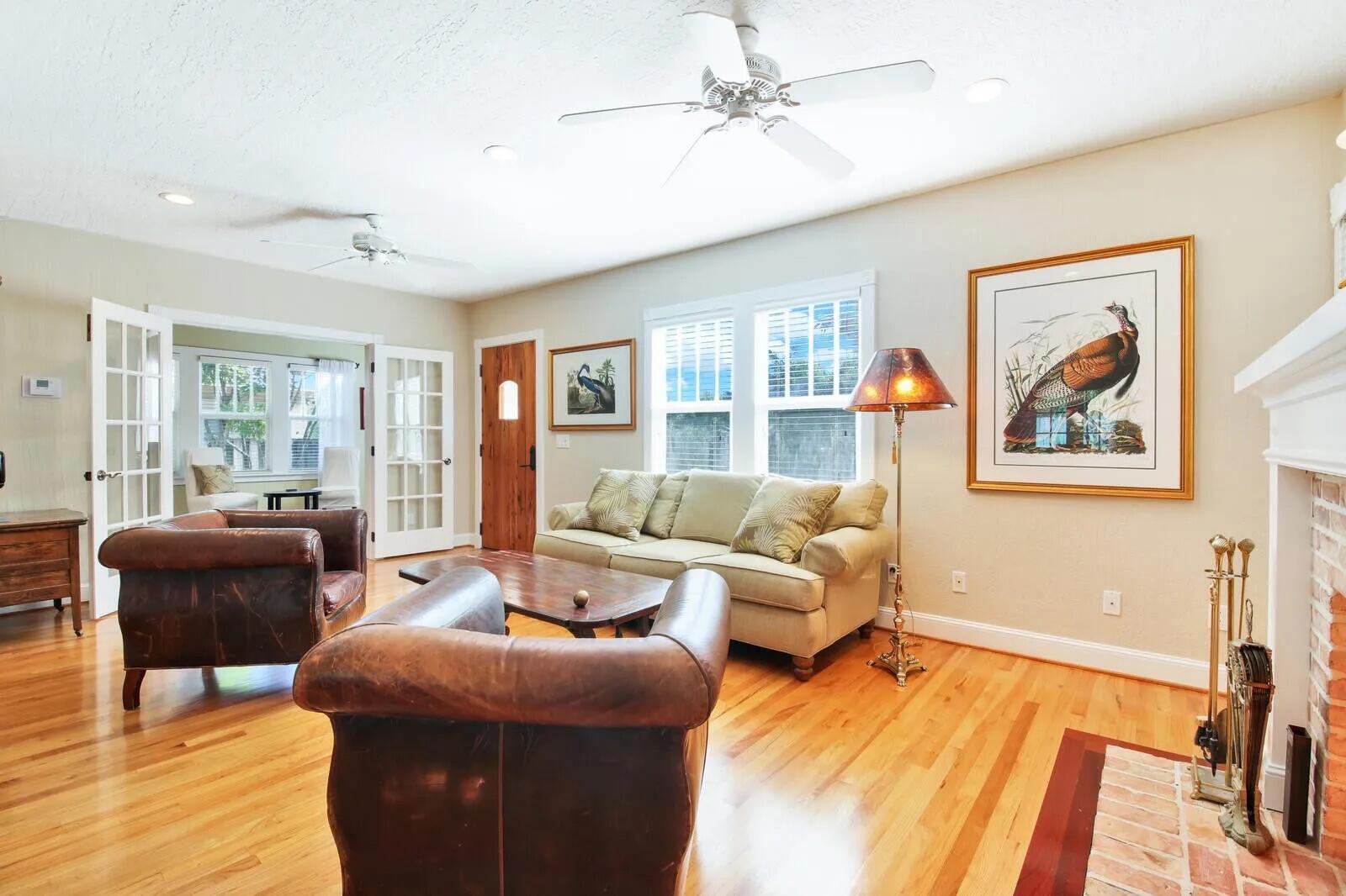 607 Flamingo Drive — Photo 4