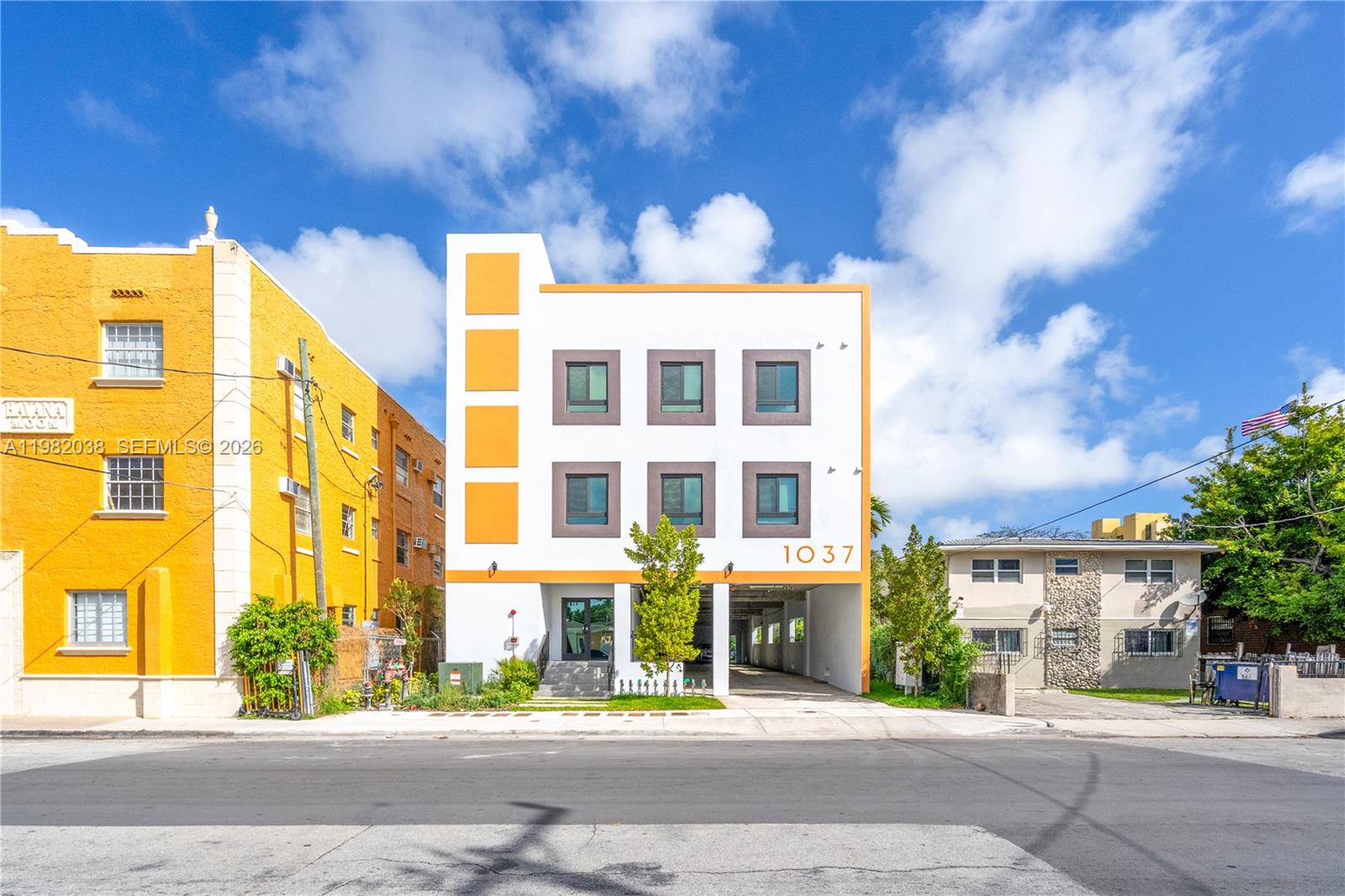 1037 NW 2nd St # 3A, Miami FL 33128