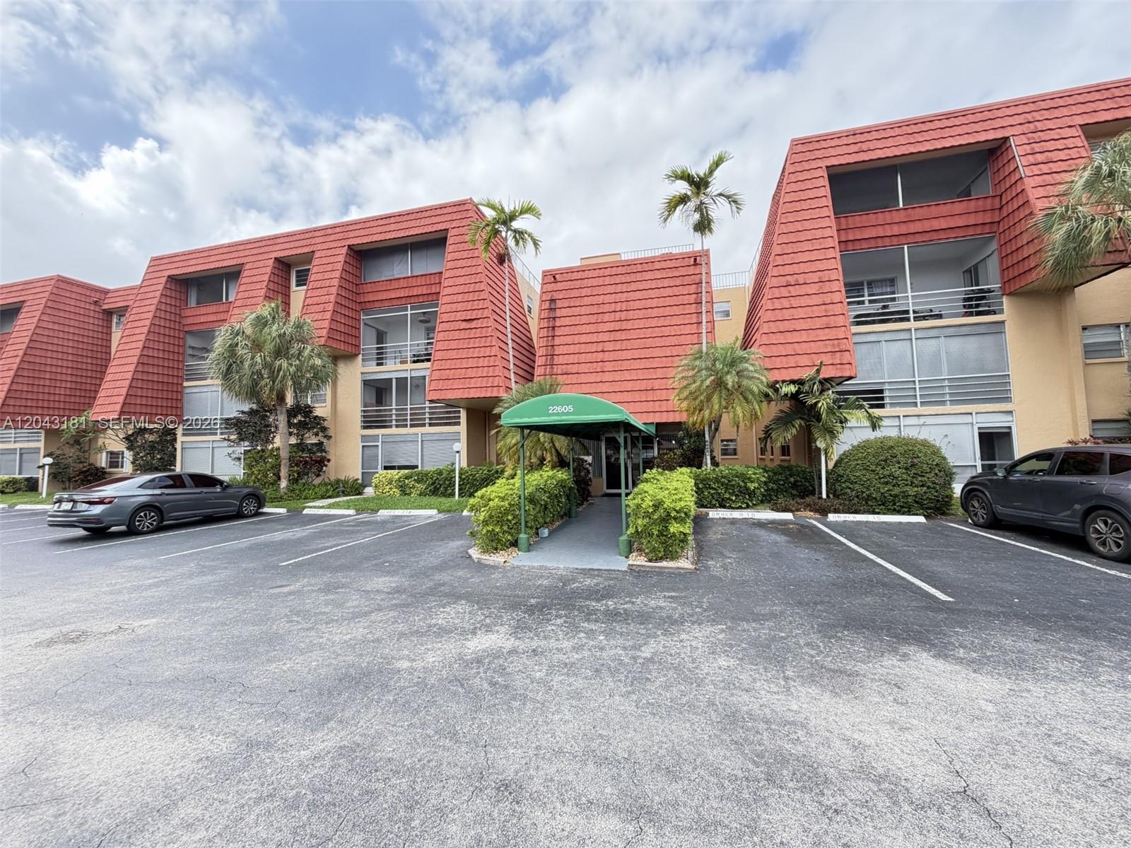22605 SW 66th Ave # 403, Boca Raton FL 33428