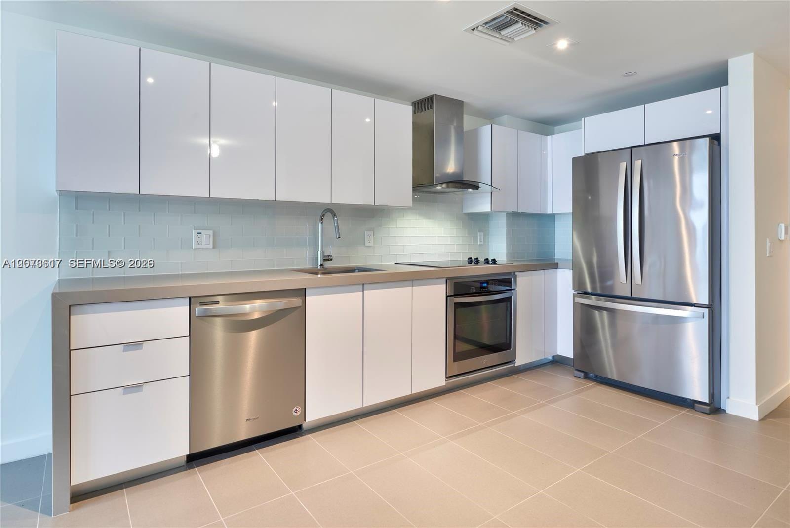 1600 NE 1st Ave # 1202 — Photo 5