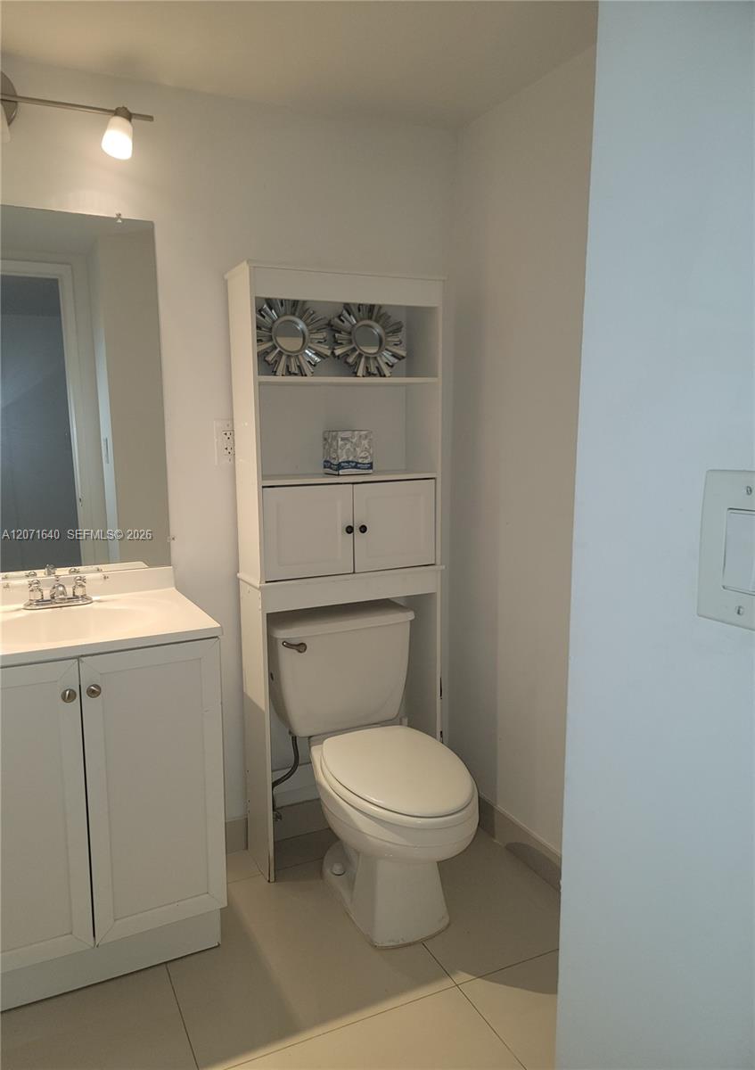 19380 Collins Ave View 12