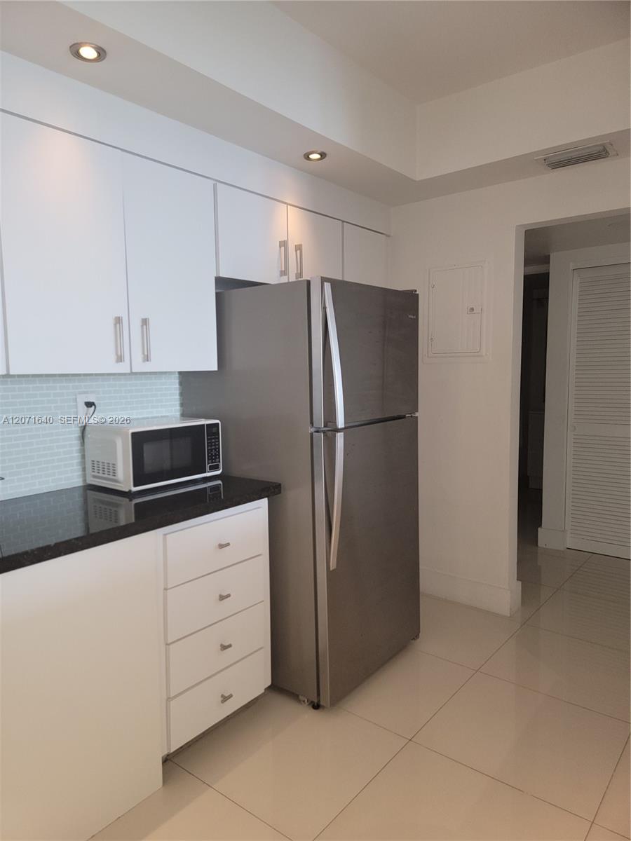 19380 Collins Ave View 4