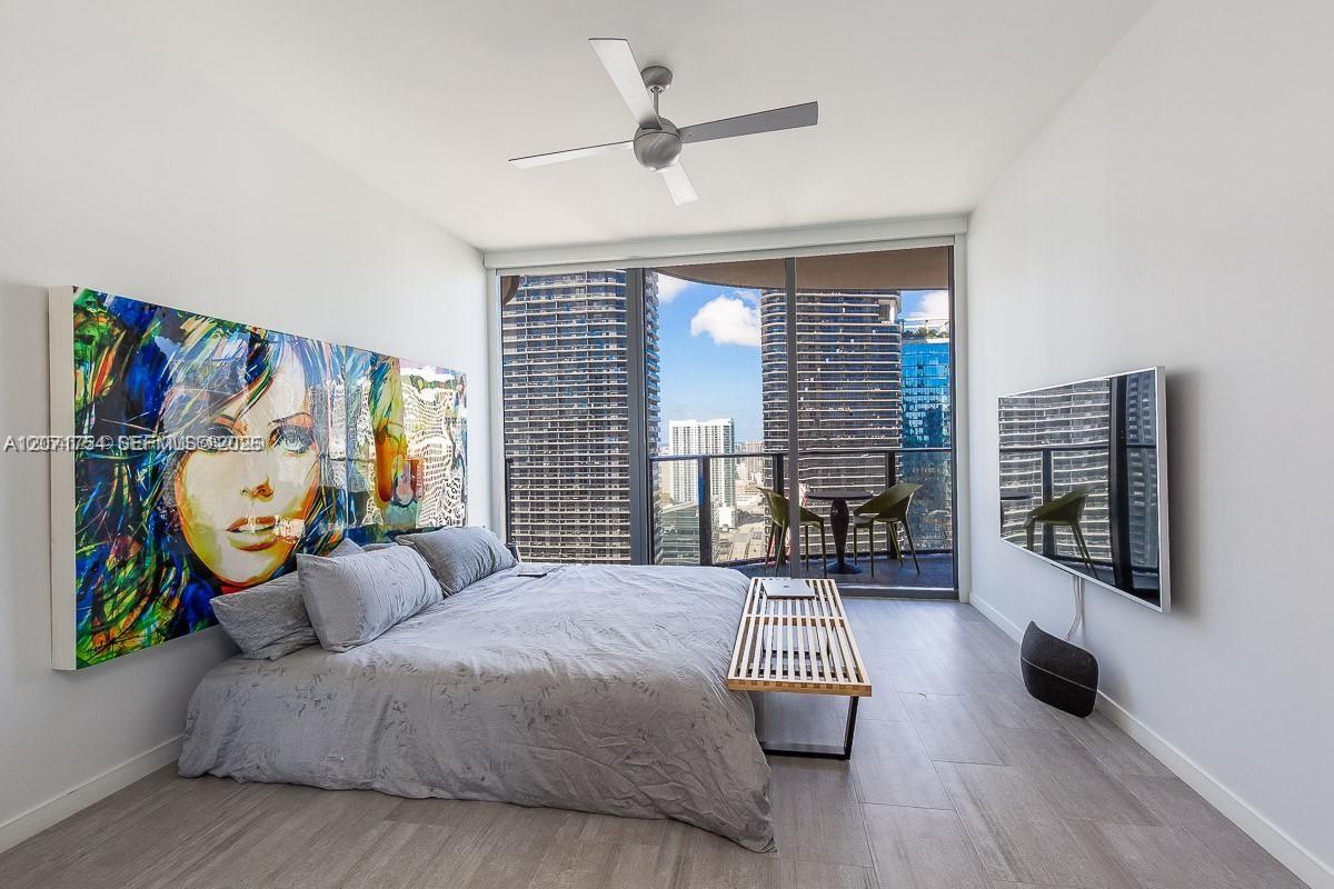 1000 Brickell Plz # 3512 View 3