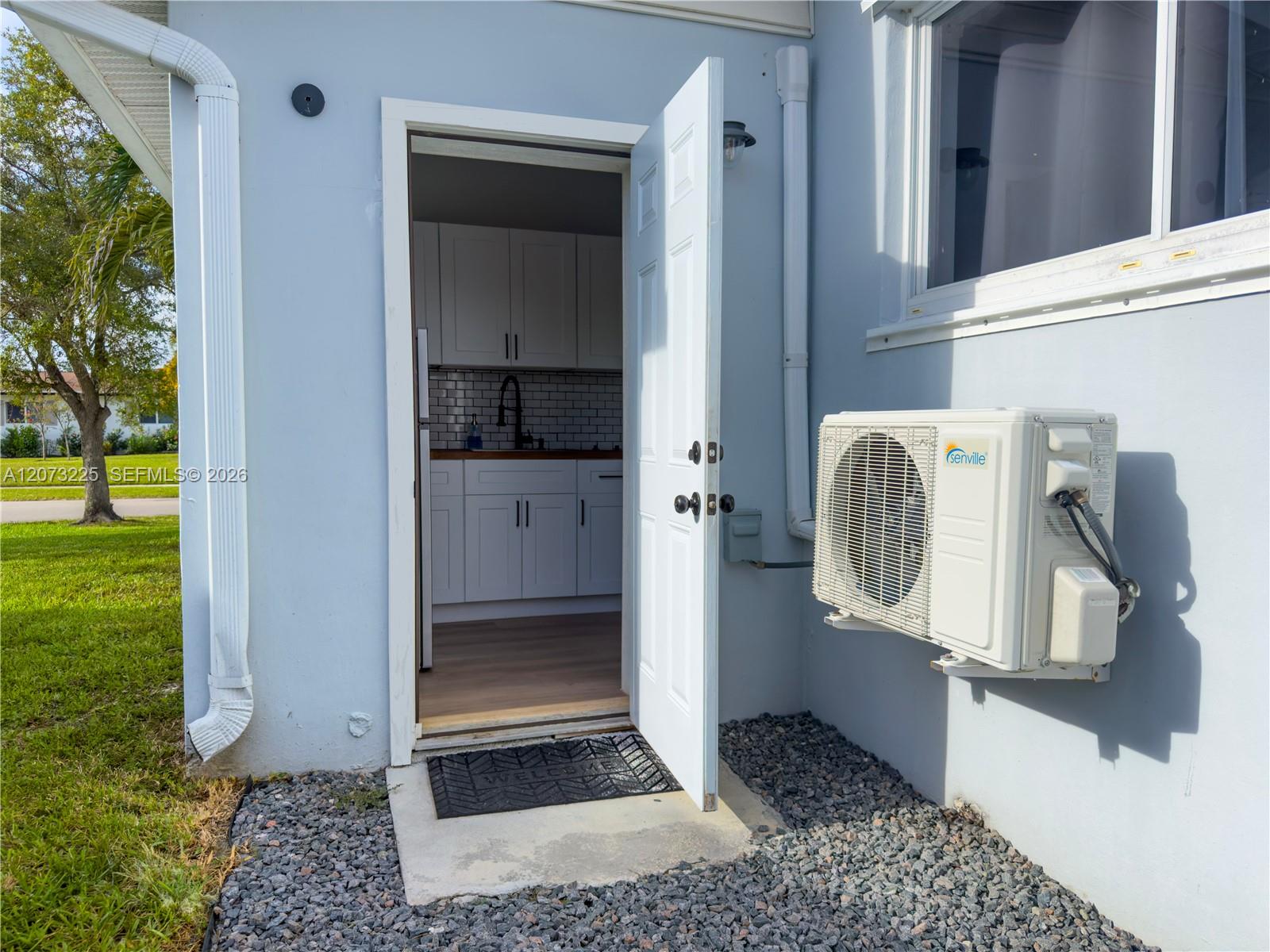 Private Entrance
