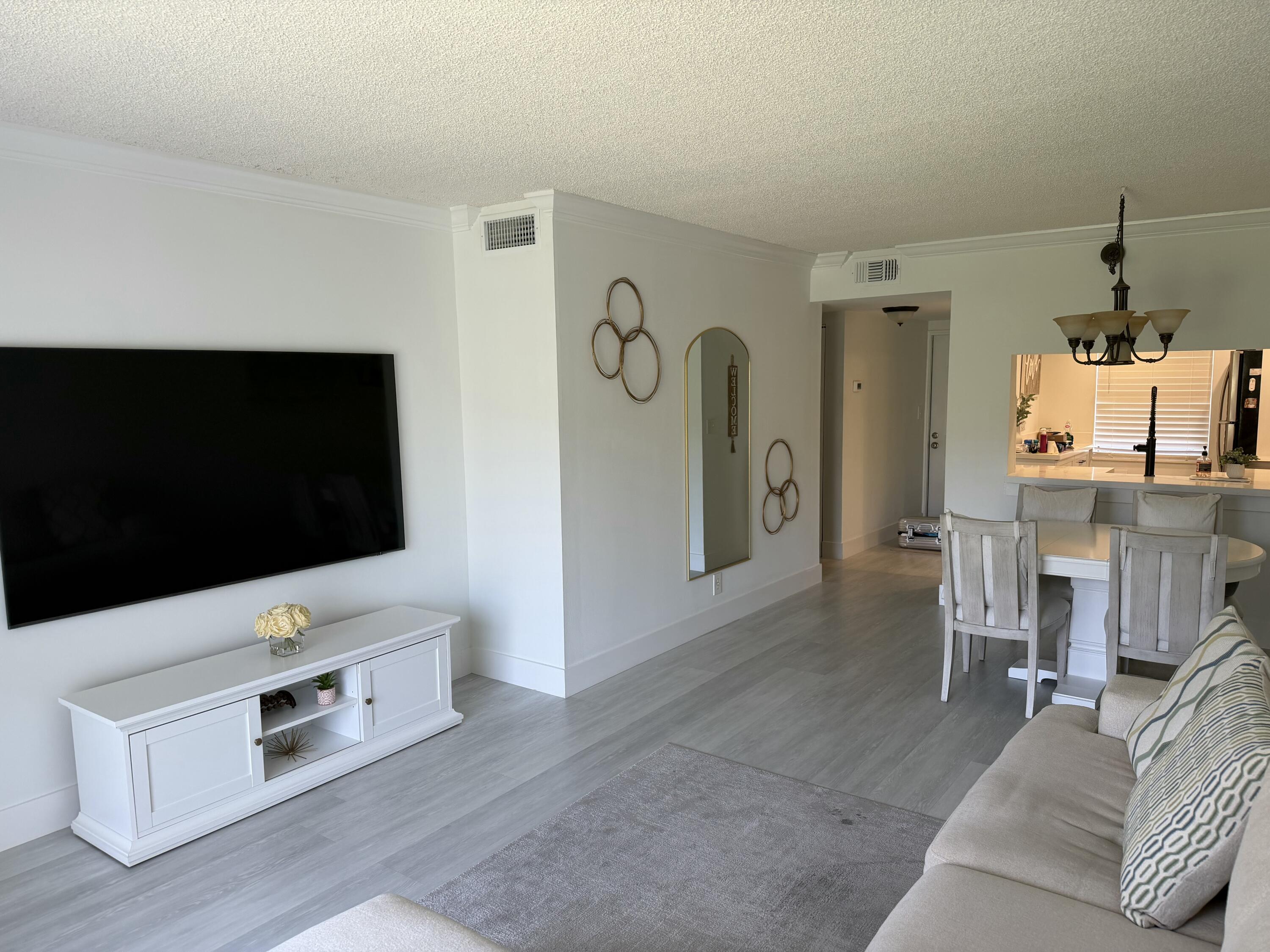 10001 WINDING LAKE Road # 106, Sunrise FL 33351