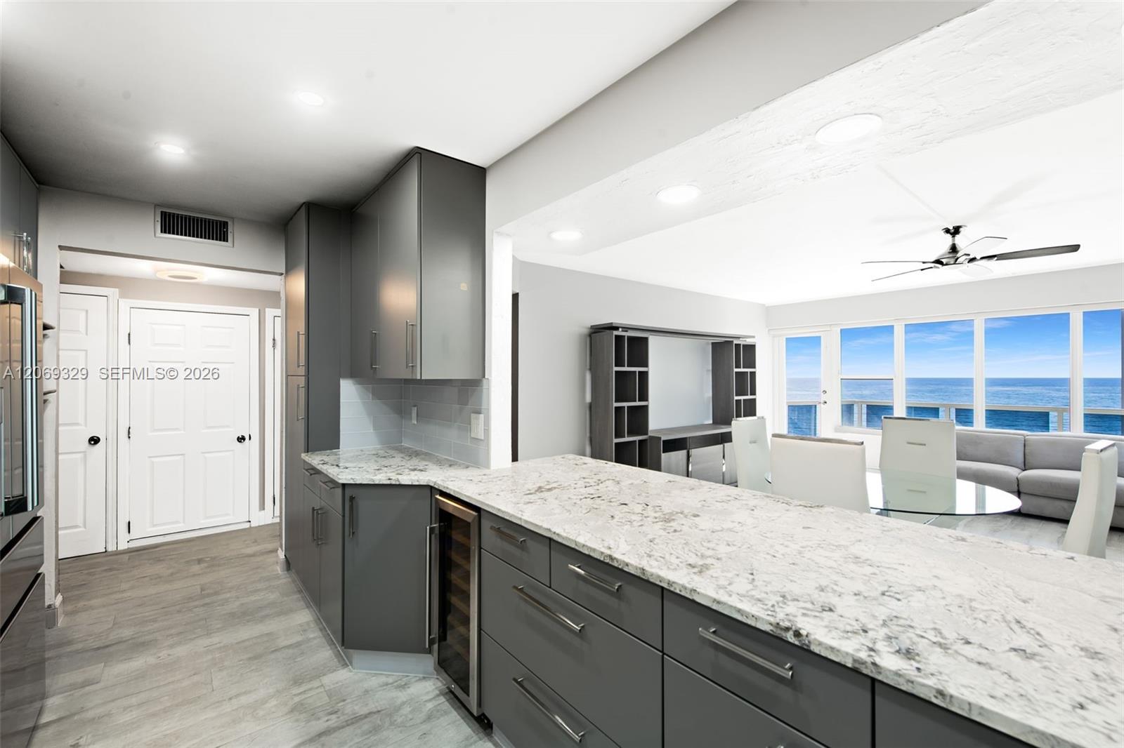 3700 Galt Ocean Dr # 910 — Photo 2