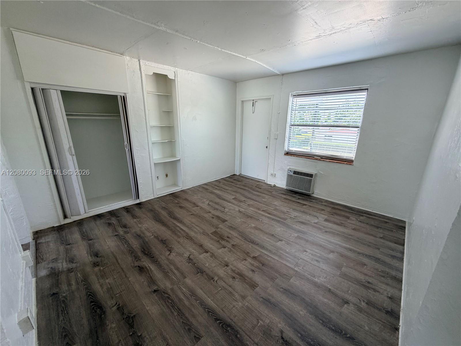 10040 NW 7 Ct # C — Photo 2