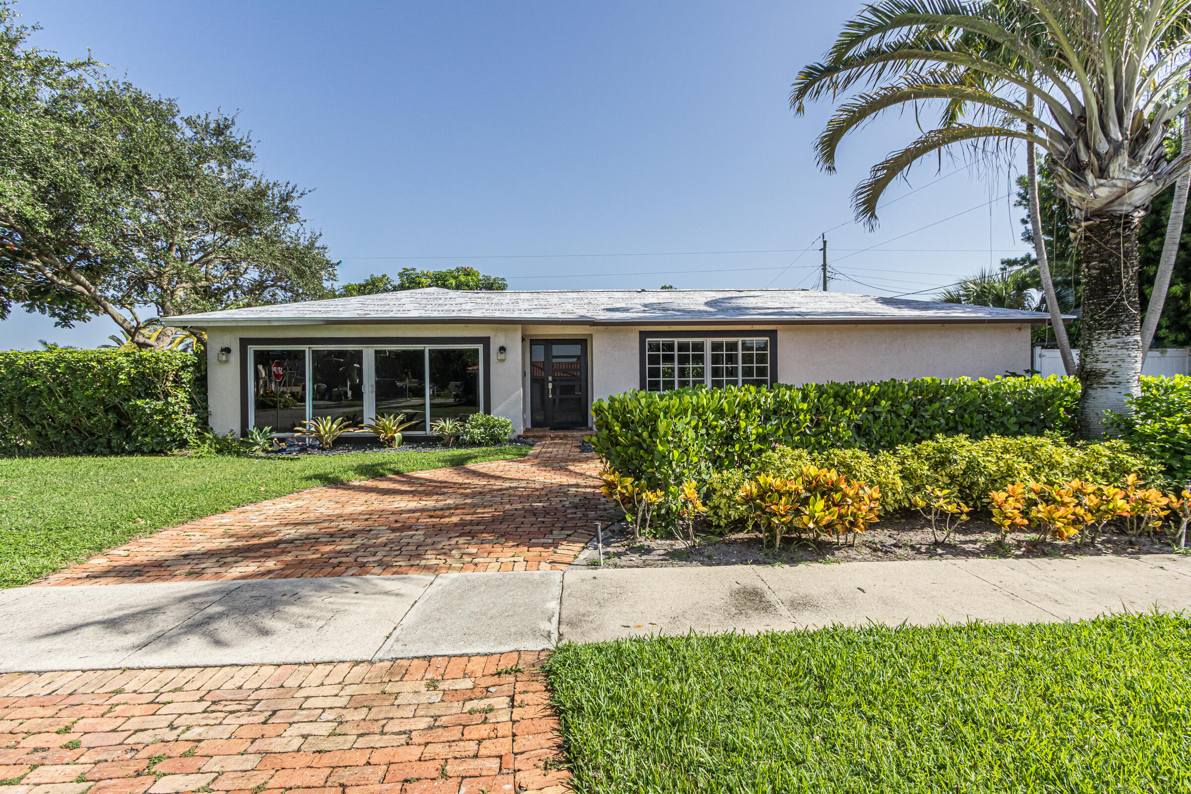 1 Tam O Shanter Lane, Boca Raton FL 33431