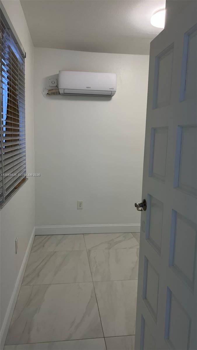 21 NW 49th Ave — Photo 3