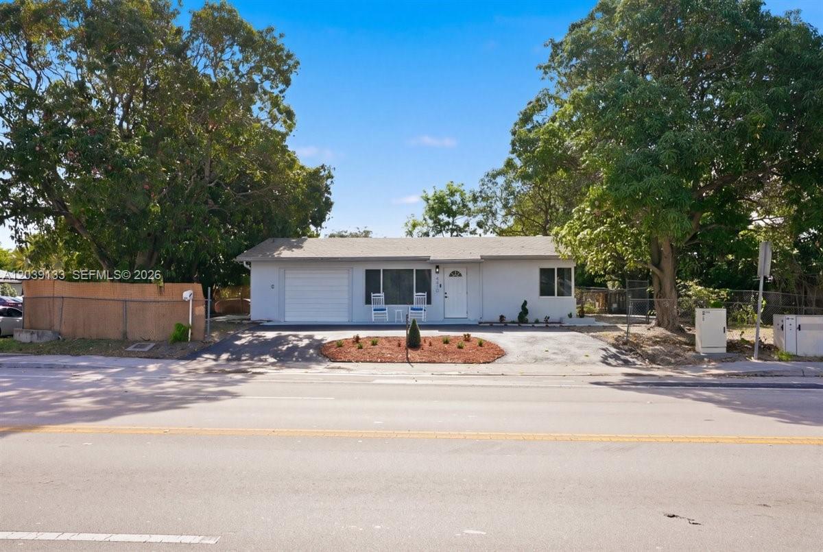 4410 NE 3rd Ave, Deerfield Beach FL 33064