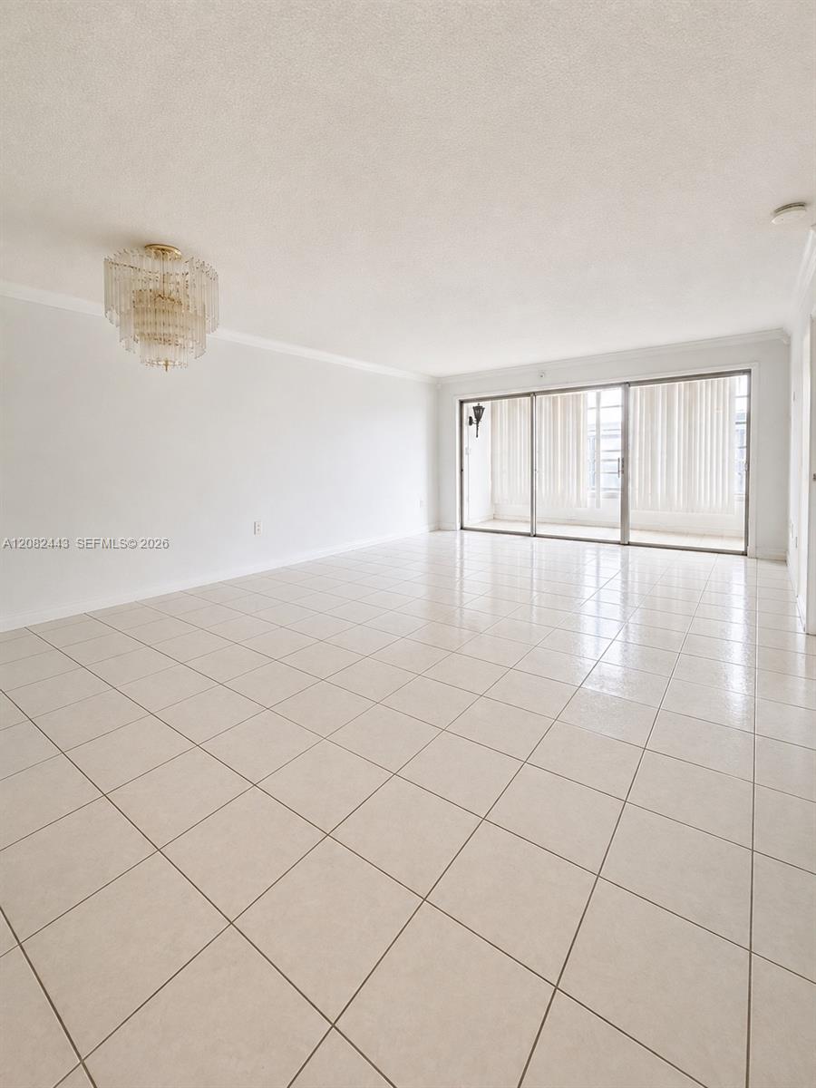 Actual vacant condition – living and dining area.