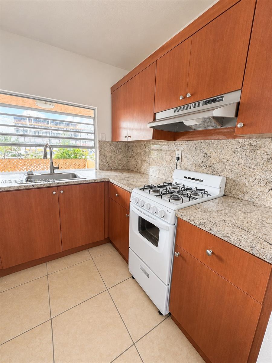 6850 W 14th Ct # A24, Hialeah FL 33014