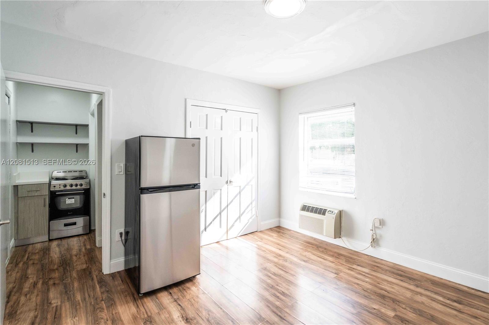 437 NE 82 ST # 14 — Photo 3
