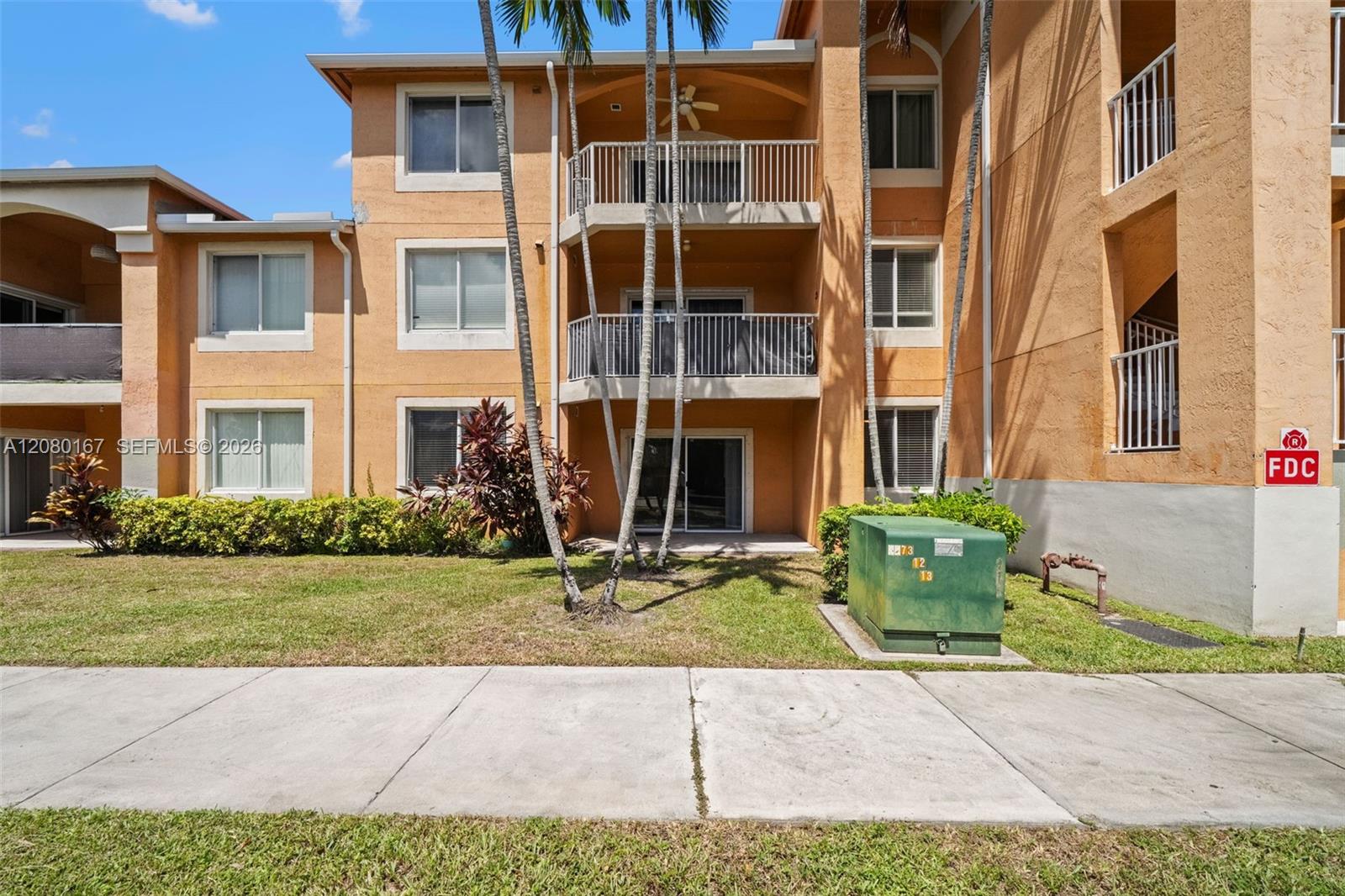 6992 SW 39th St # I104, Davie FL 33314