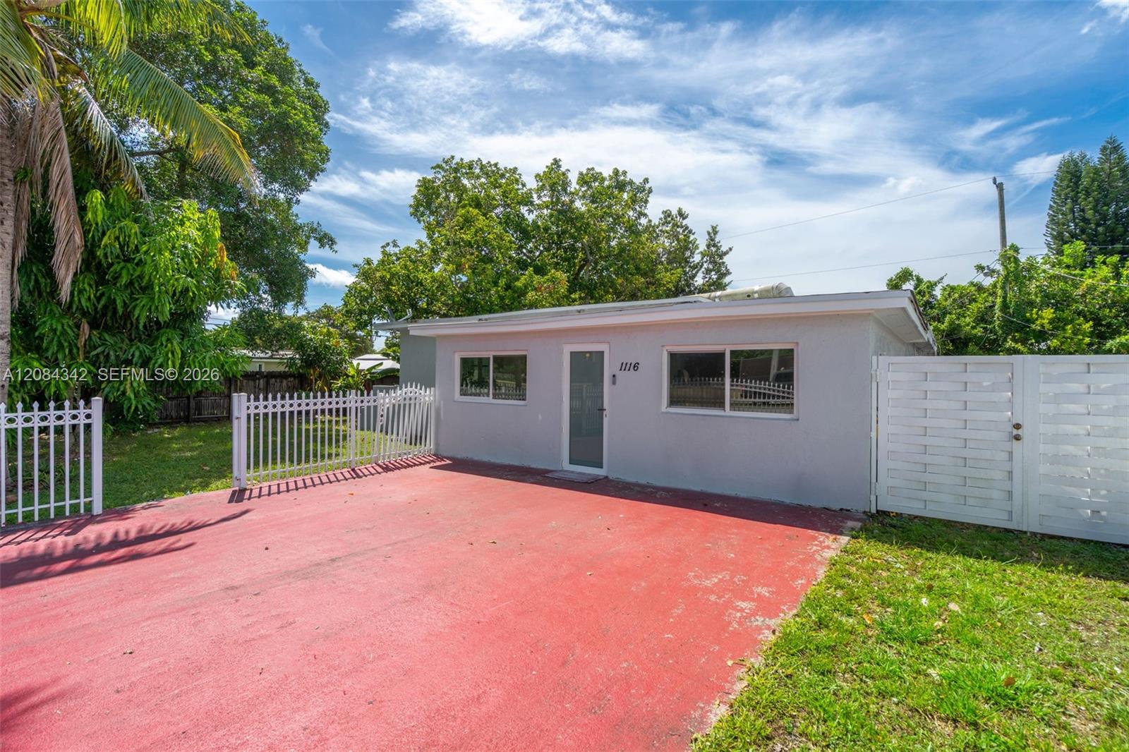 1116 Opa Locka Blvd — Photo 2