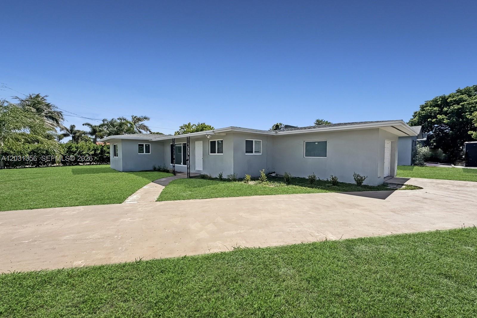 231 NE 16th Ave, Pompano Beach FL 33060