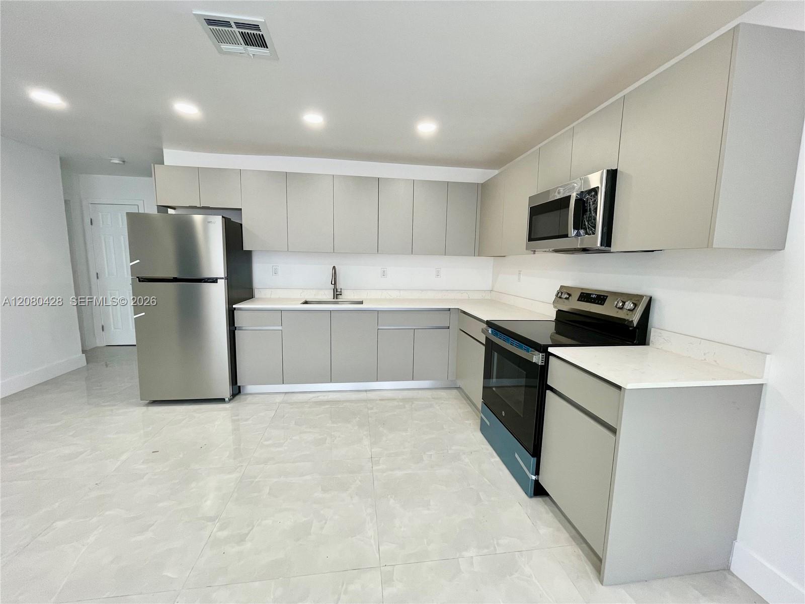 5800 NW 27th Ct # 5800 — Photo 3