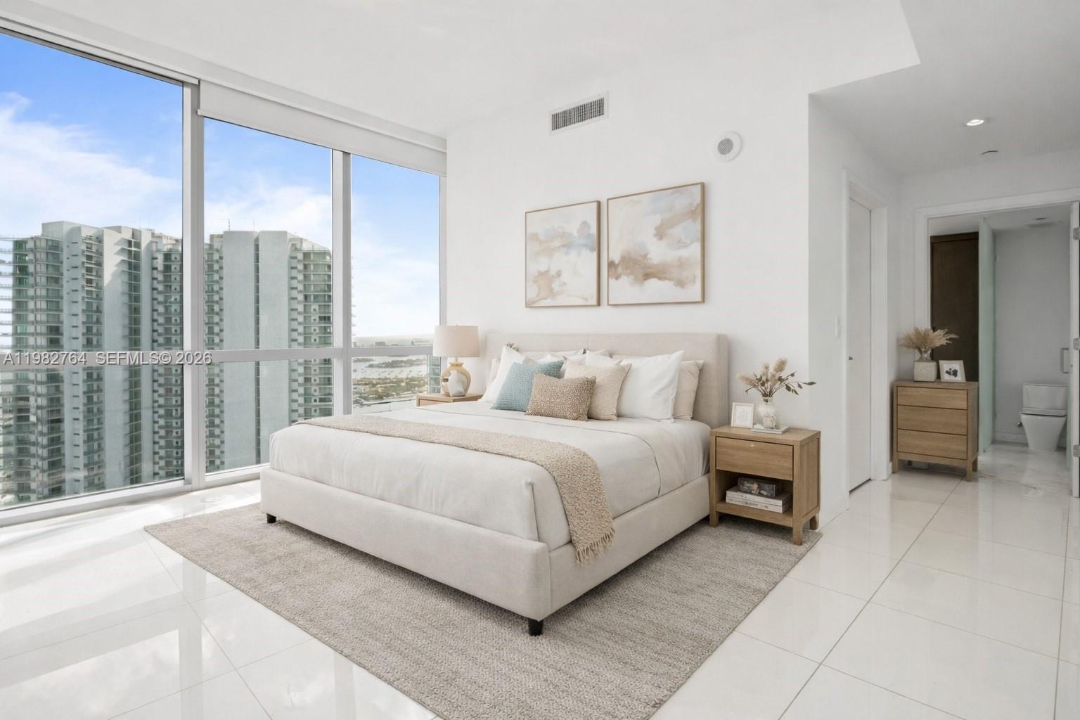 851 NE 1st Ave # 4801, Miami FL 33132
