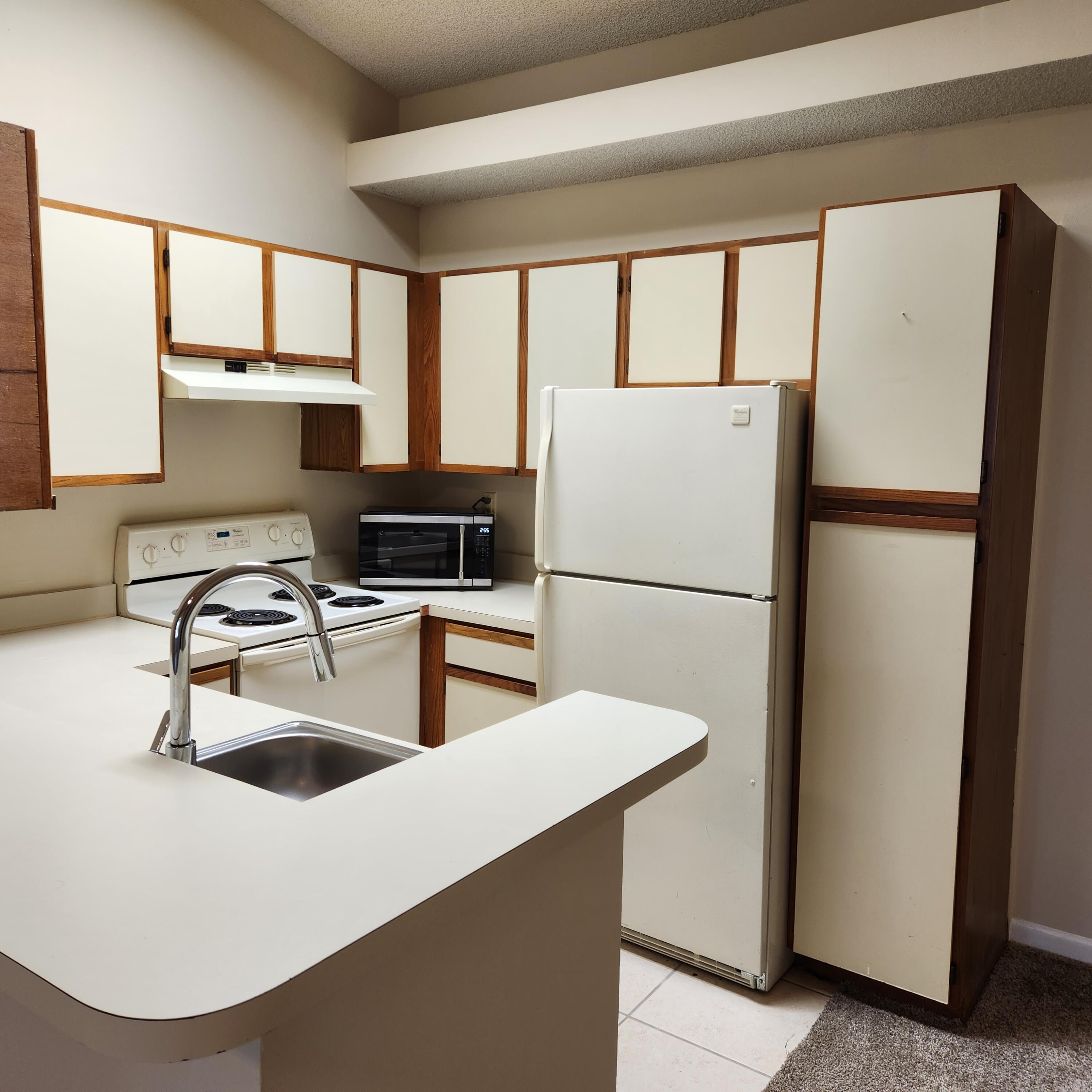 851 Lyons Road # 22203 — Photo 3
