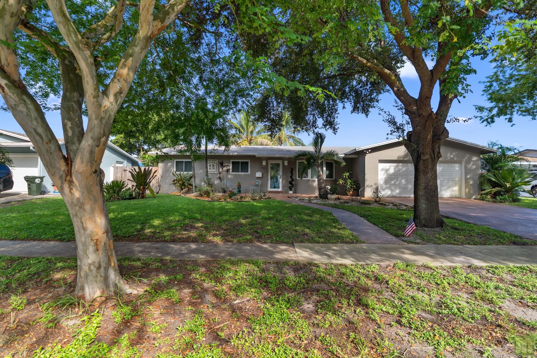 291 Lake Drive — Photo 5