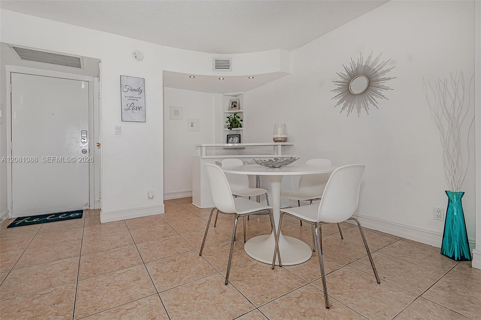 3475 N Country Club Dr # 807 — Photo 4