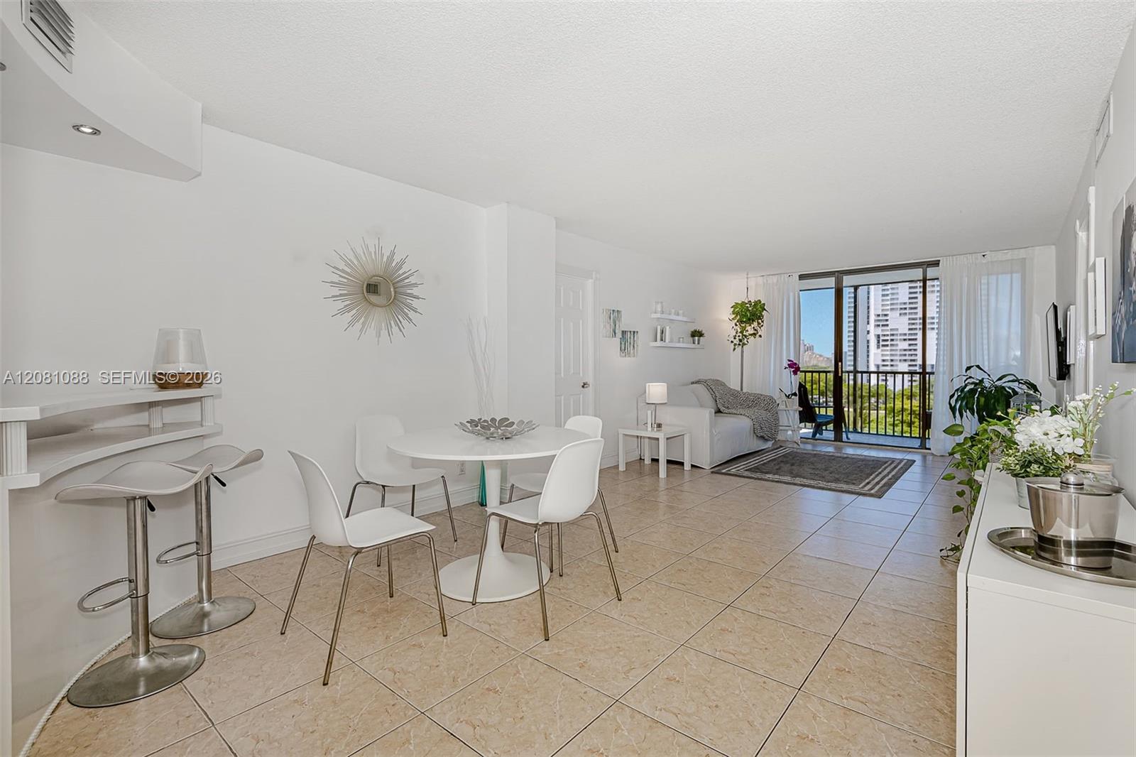3475 N Country Club Dr # 807 — Photo 5