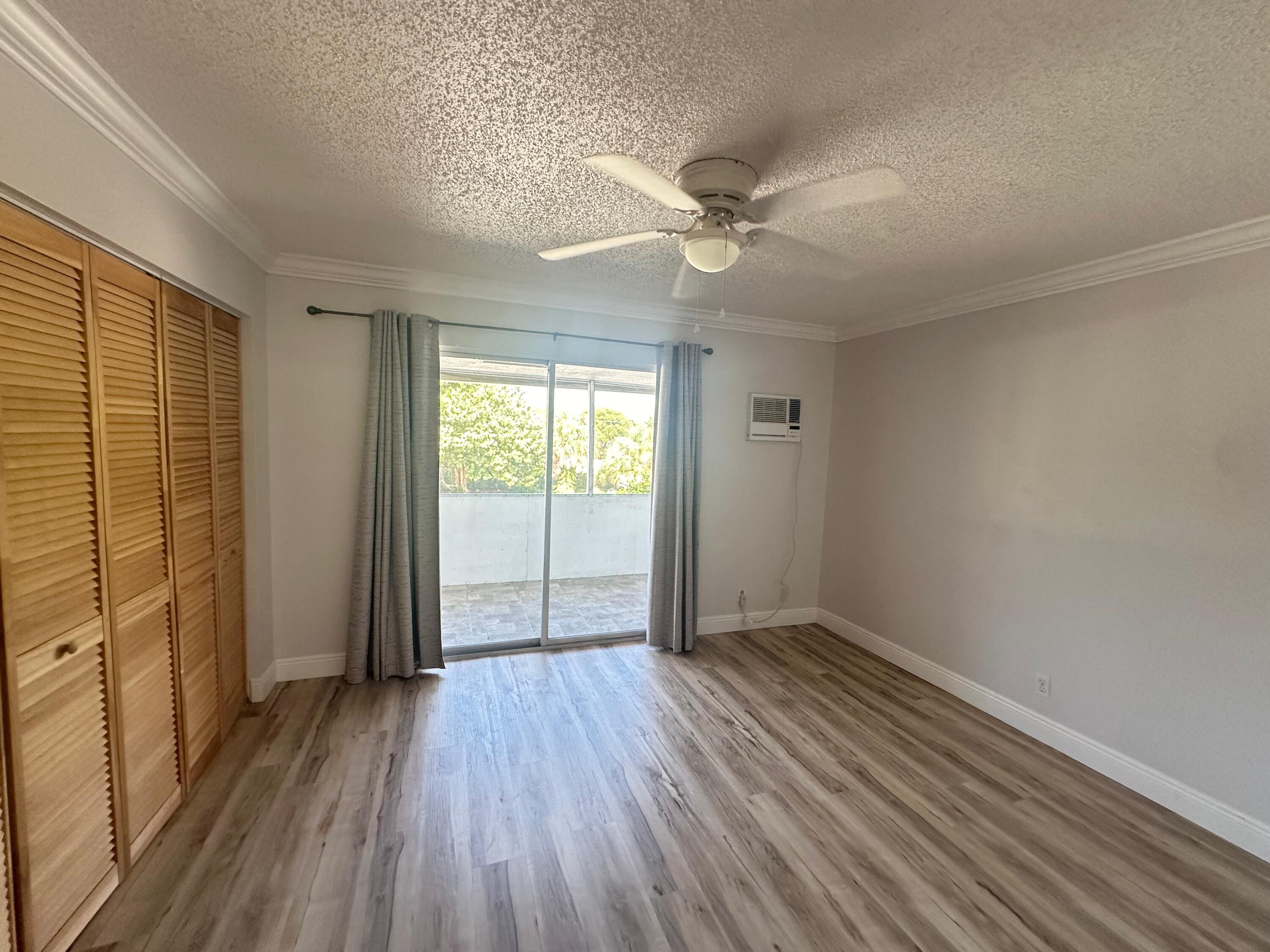 67 Upminster C — Photo 4