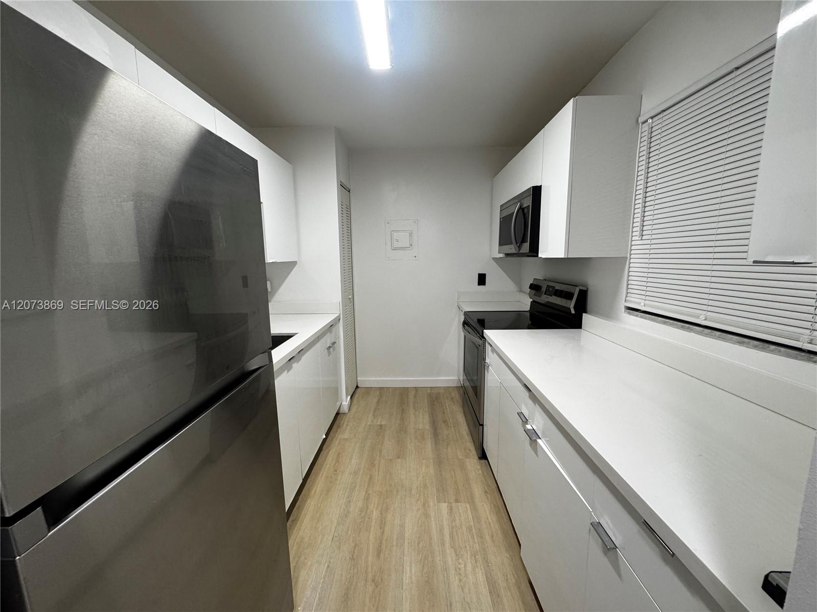 888 NE 132nd St # 206 — Photo 3