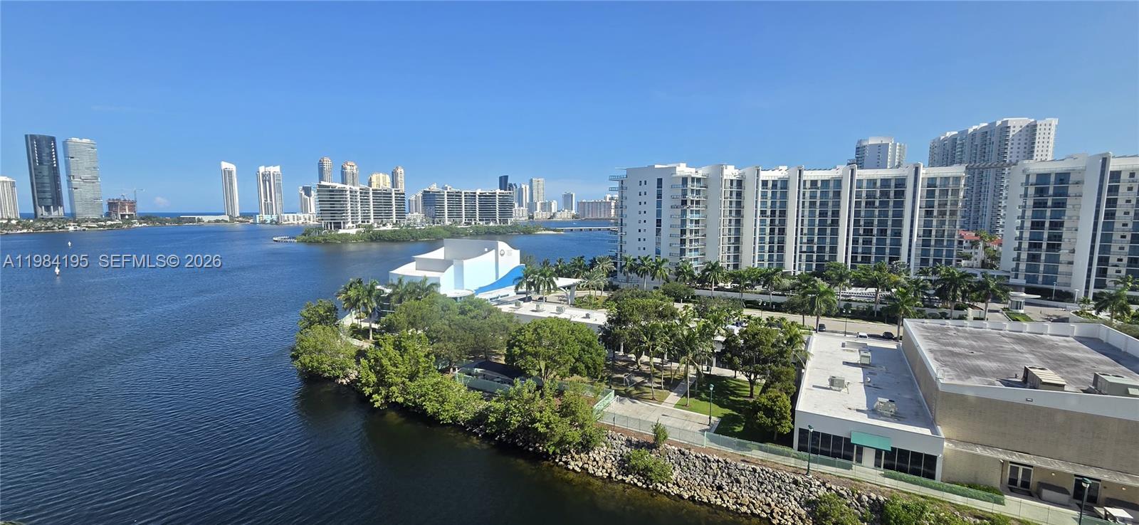 3330 NE 190th St # 1018, Aventura FL 33180