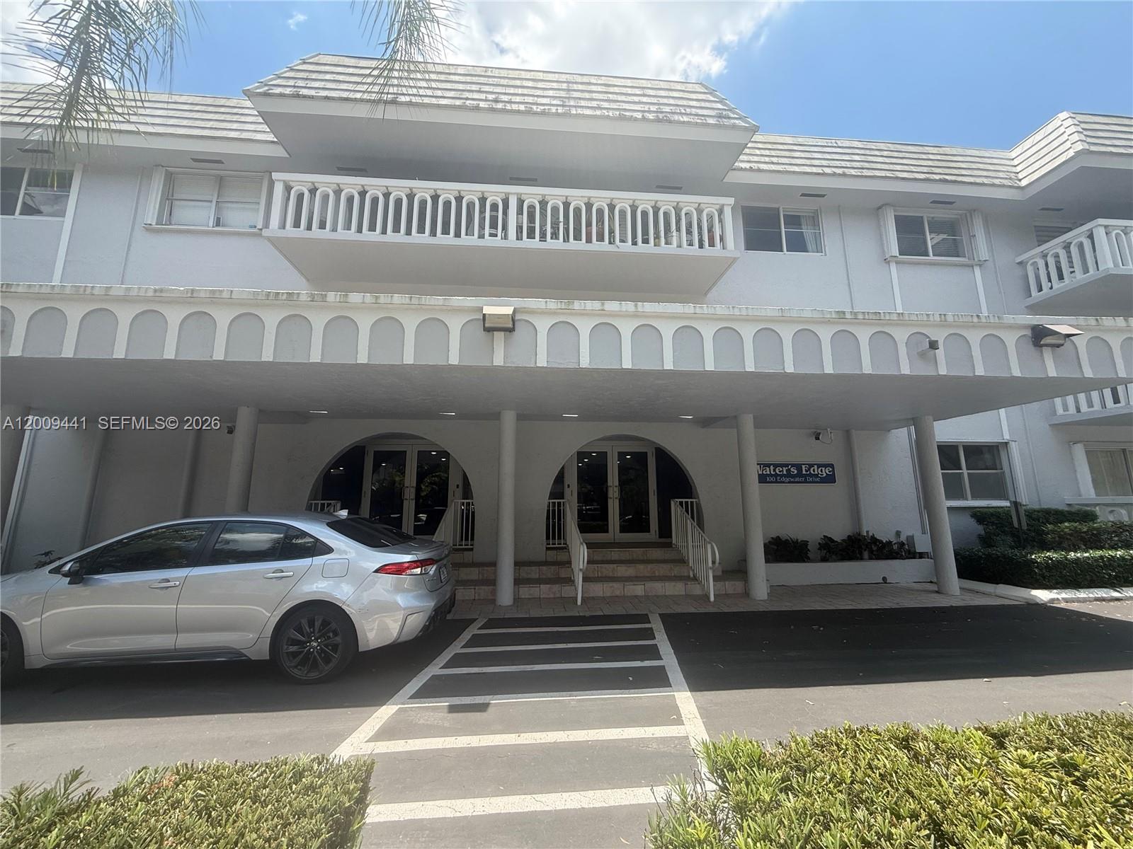 100 Edgewater Dr # 236, Coral Gables FL 33133