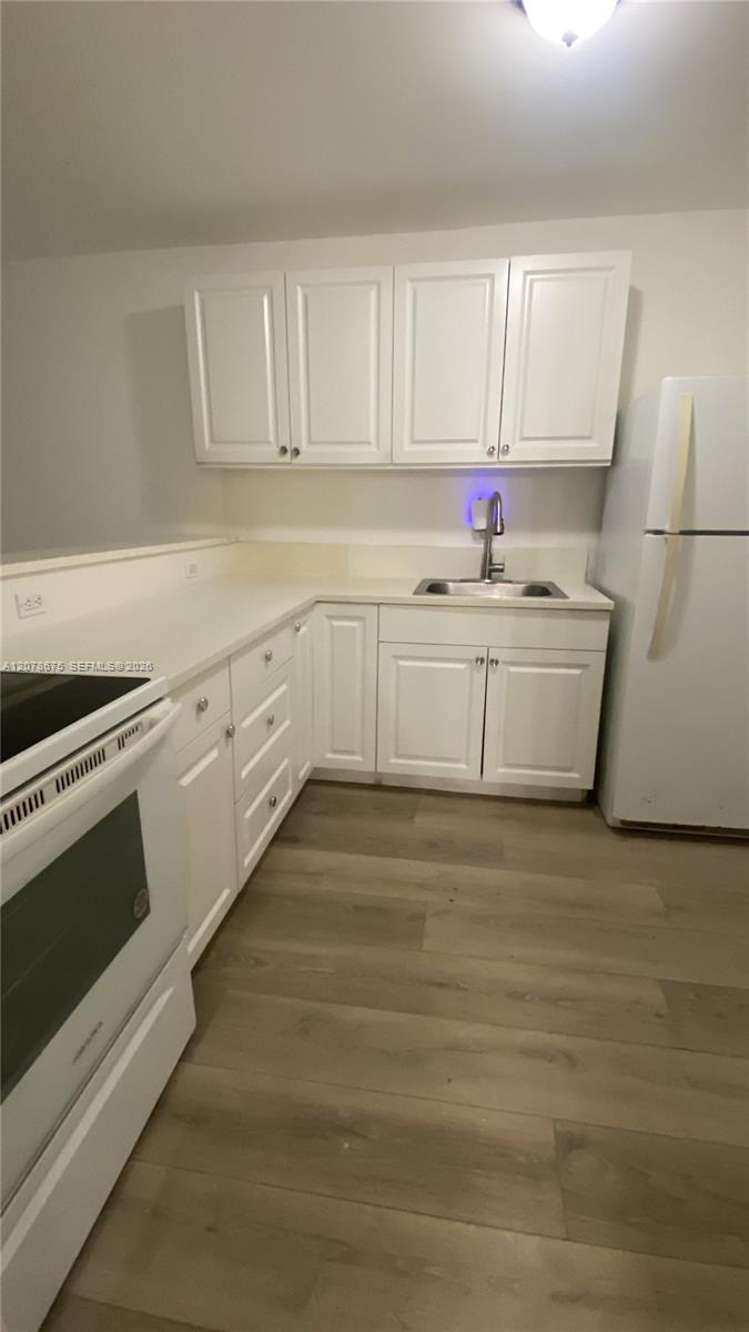 15205 NE 6th Ave # D104 — Photo 2