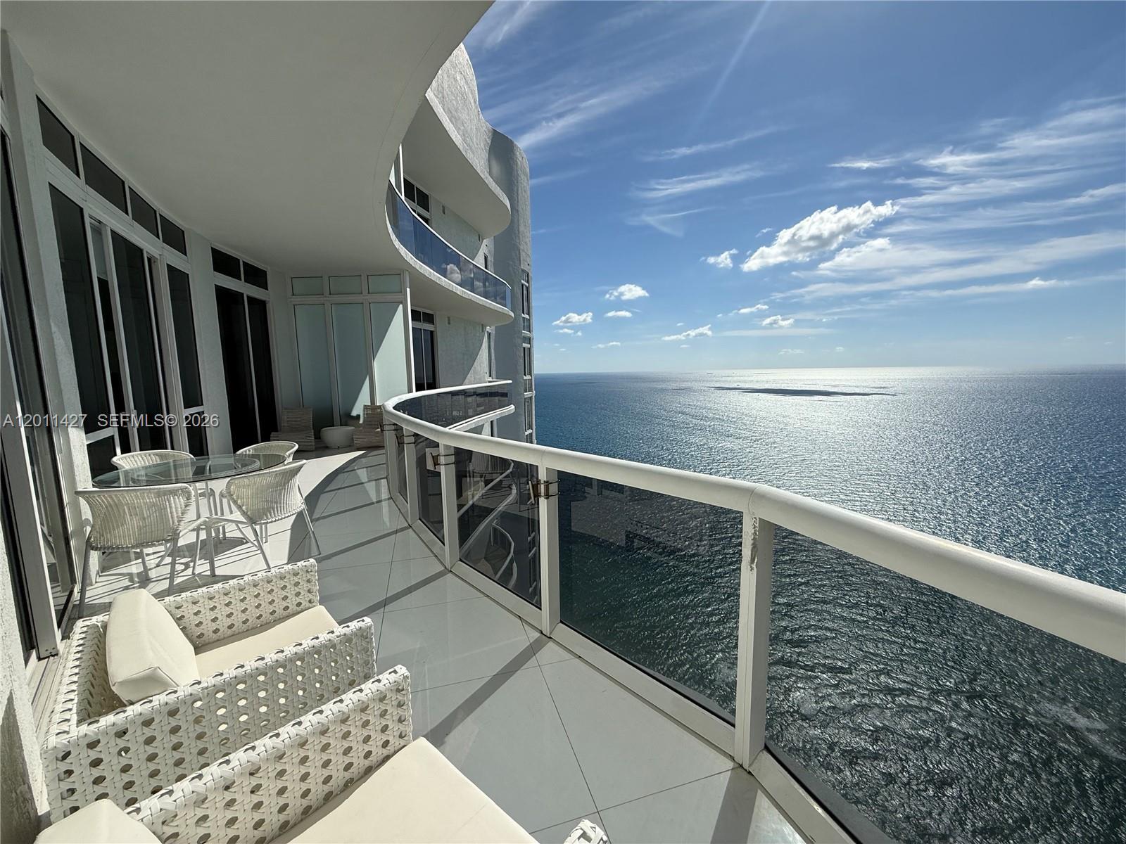 15811 Collins Ave # 4207, Sunny Isles Beach FL 33160