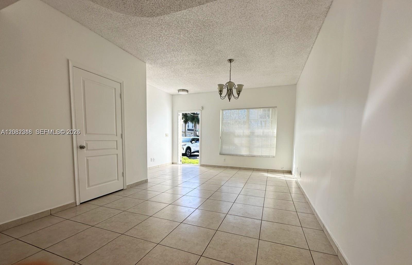 16705 Hemingway Dr # 16705 — Photo 2