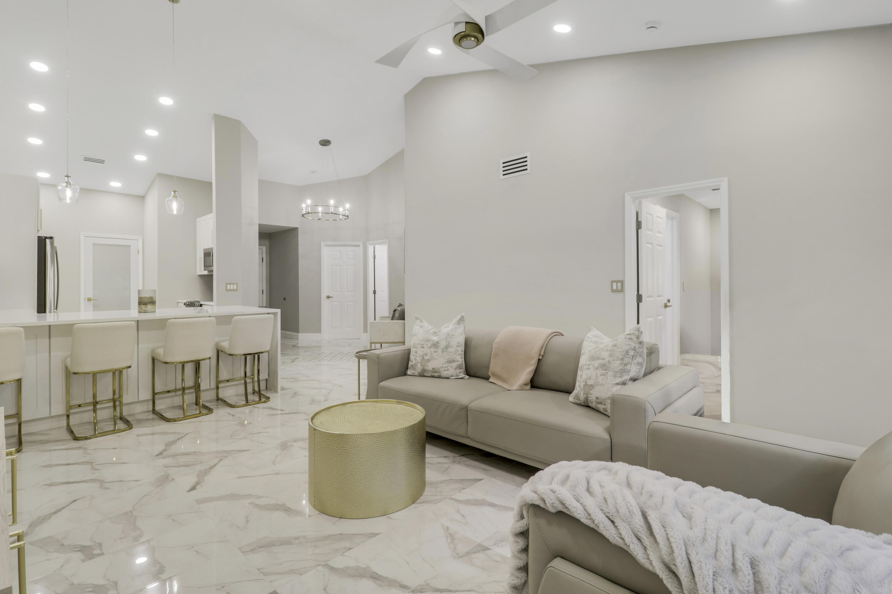 1143 Duncan Circle # 202 — Photo 3