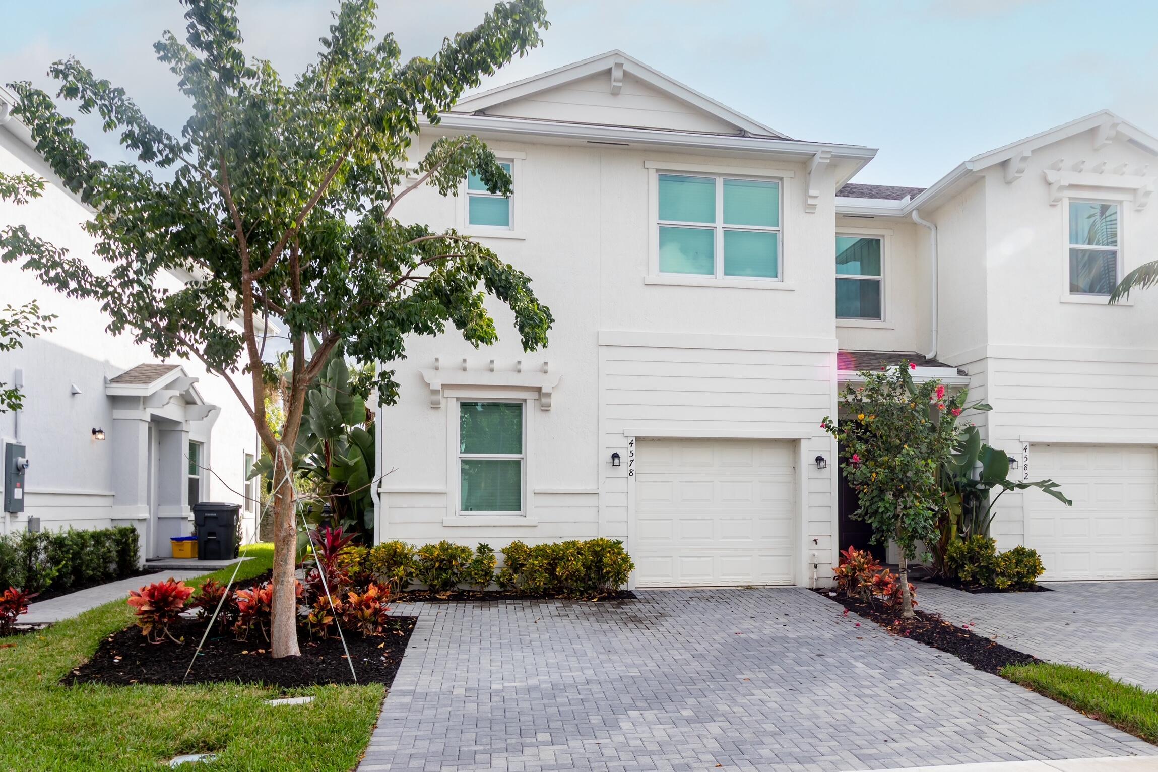 4578 Meyerson Place, Lake Worth FL 33463