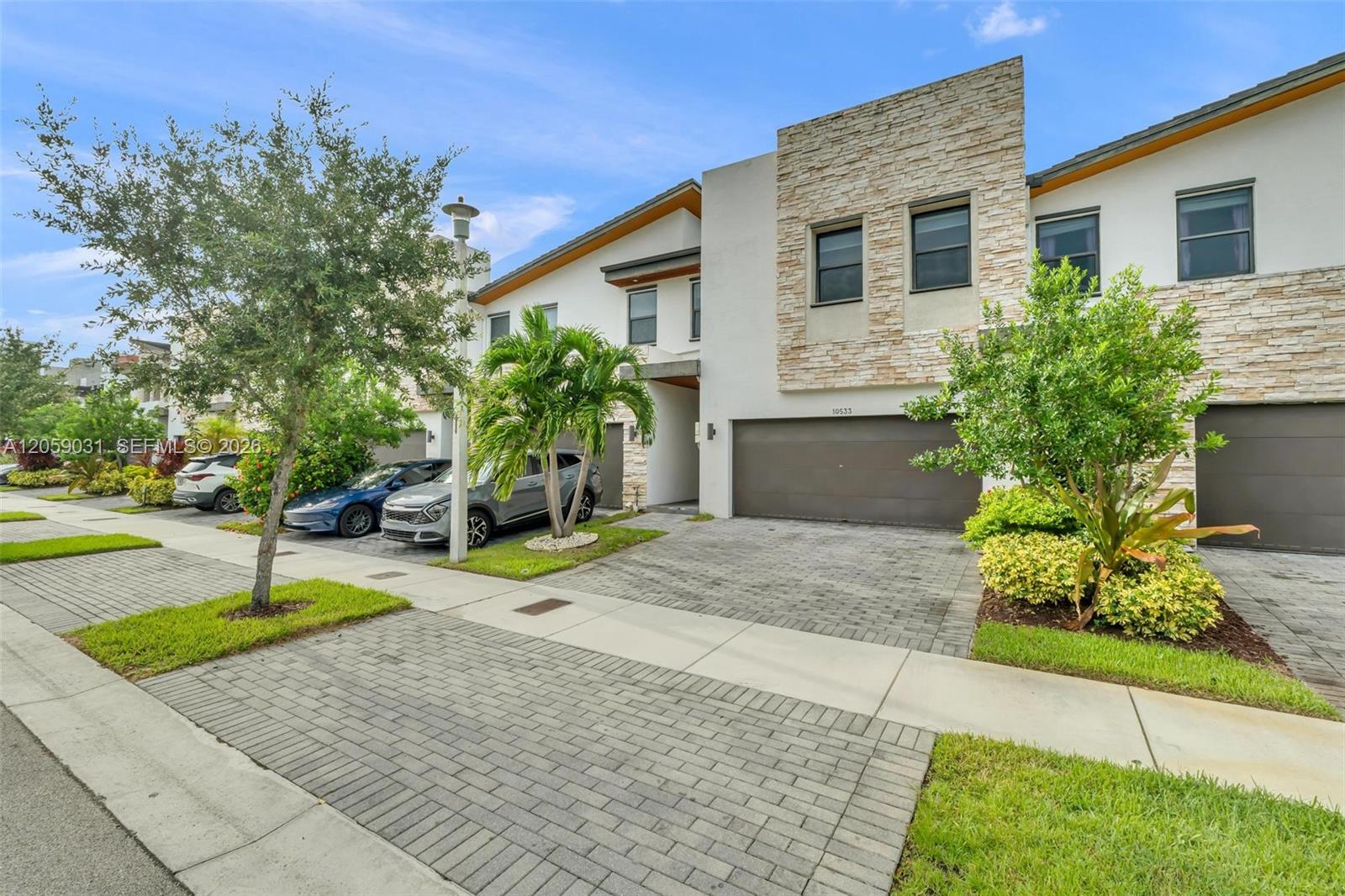 10533 NW 78th Ter, Doral FL 33178
