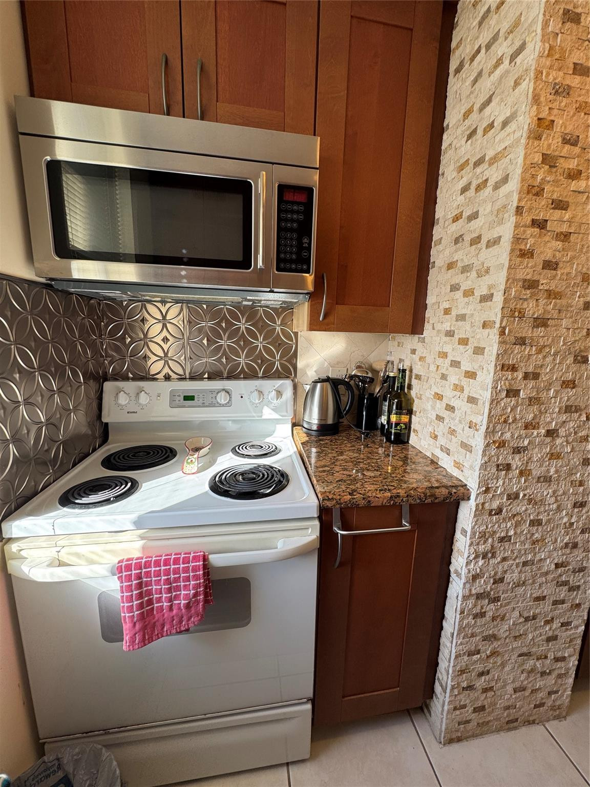 111 Briny Avenue # 11 — Photo 5