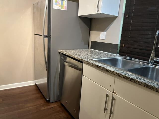 584 WESTREE Lane # 584 — Photo 3