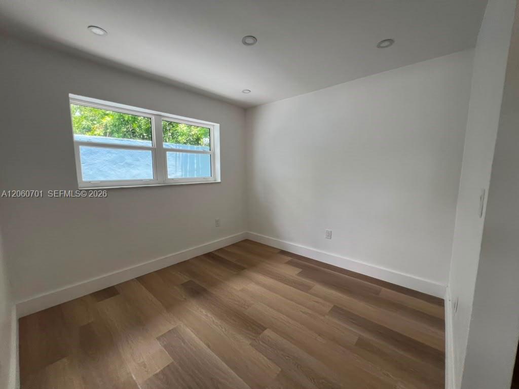 1239 SW 22nd Ave # 1239 — Photo 3