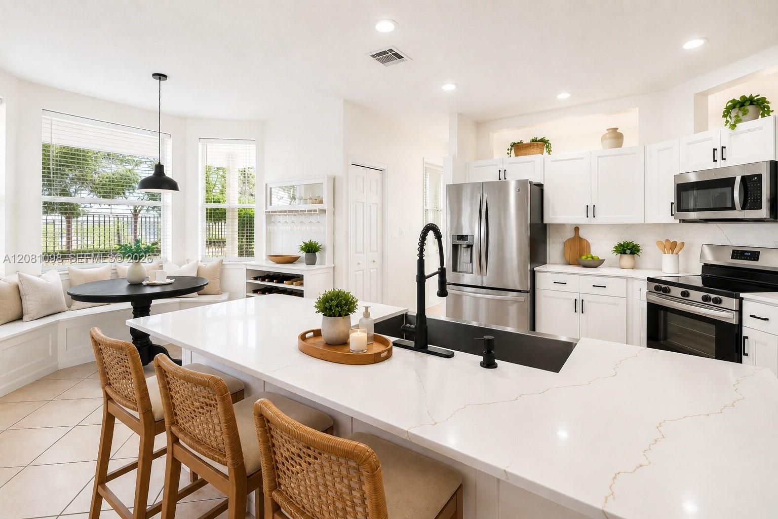 18222 SW 27 Street — Photo 2
