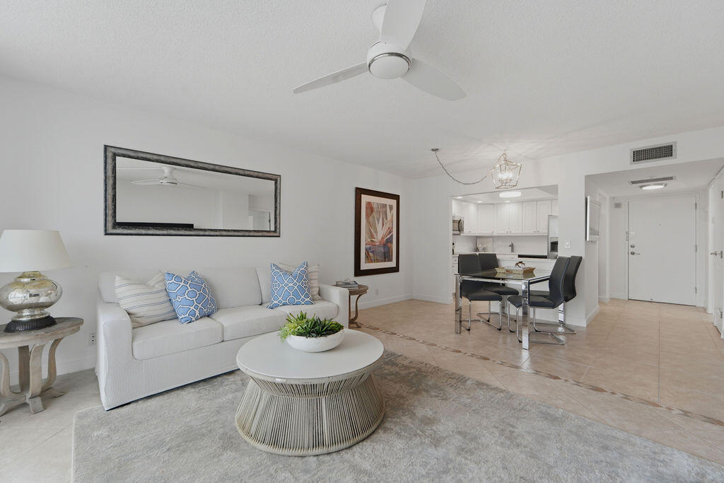 5440 N Ocean Drive # 203 — Photo 3