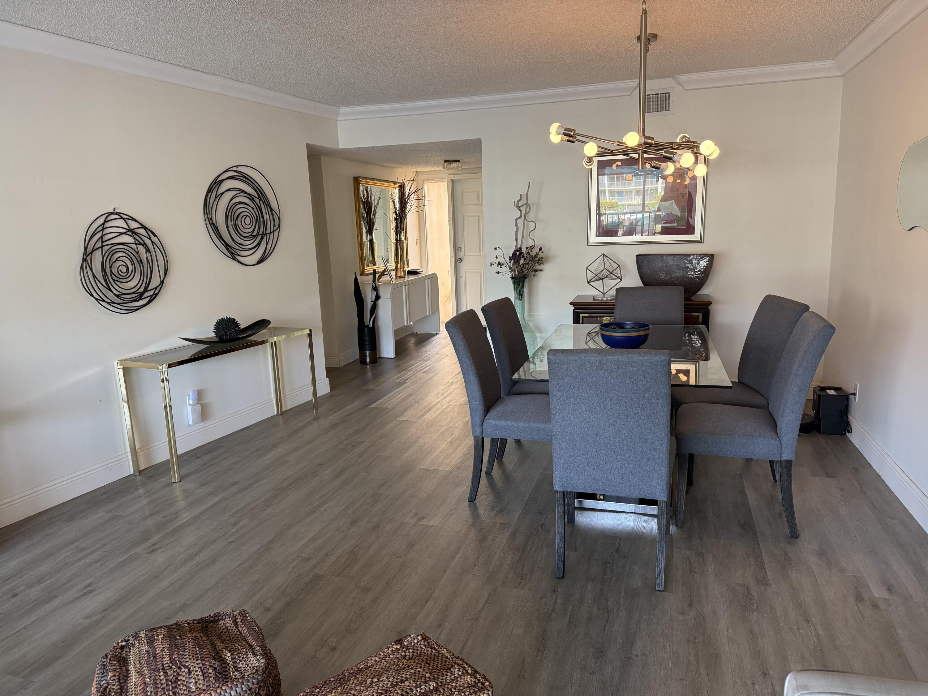 1537 E HILLSBORO Boulevard # 238 — Photo 4