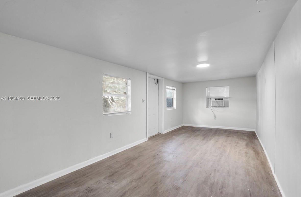 914 NW 80th St — Photo 2