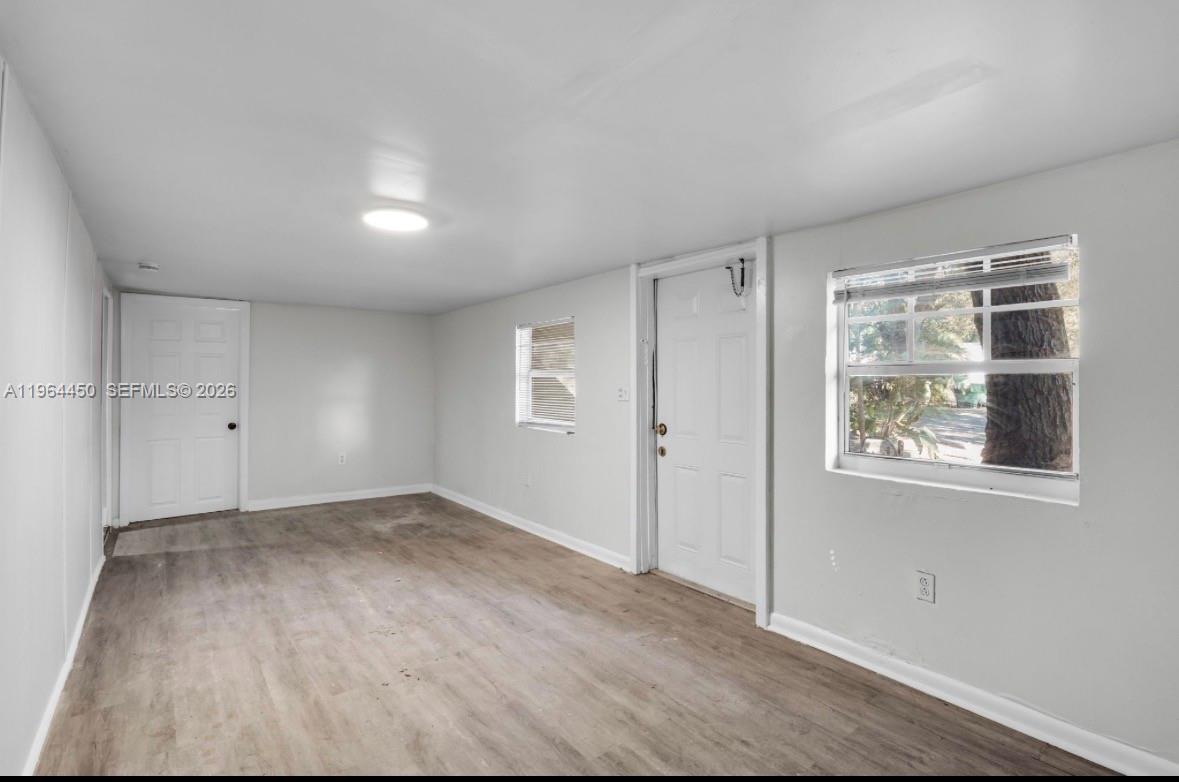 914 NW 80th St — Photo 5