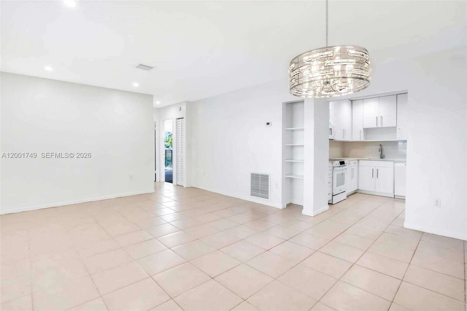 15391 S Dixie Hwy 60 Hwy # 60, Palmetto Bay FL 33157