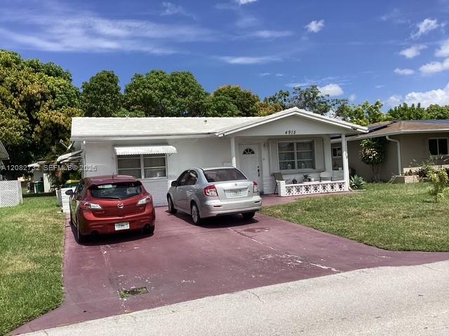 4915 NW 47th Ter — Photo 4