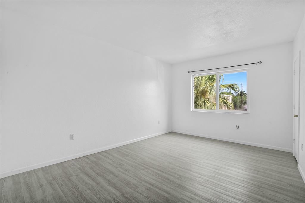 306 NW 84th Terrace # 306 — Photo 4