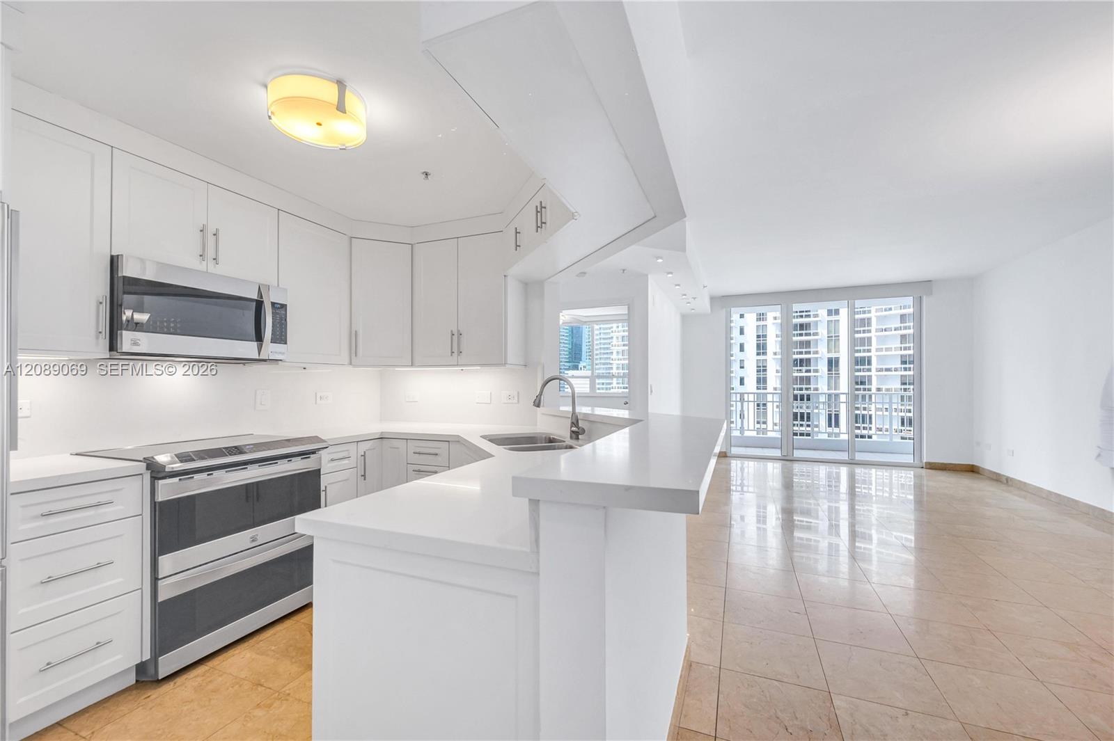 801 Brickell Key Blvd # 2208 — Photo 4