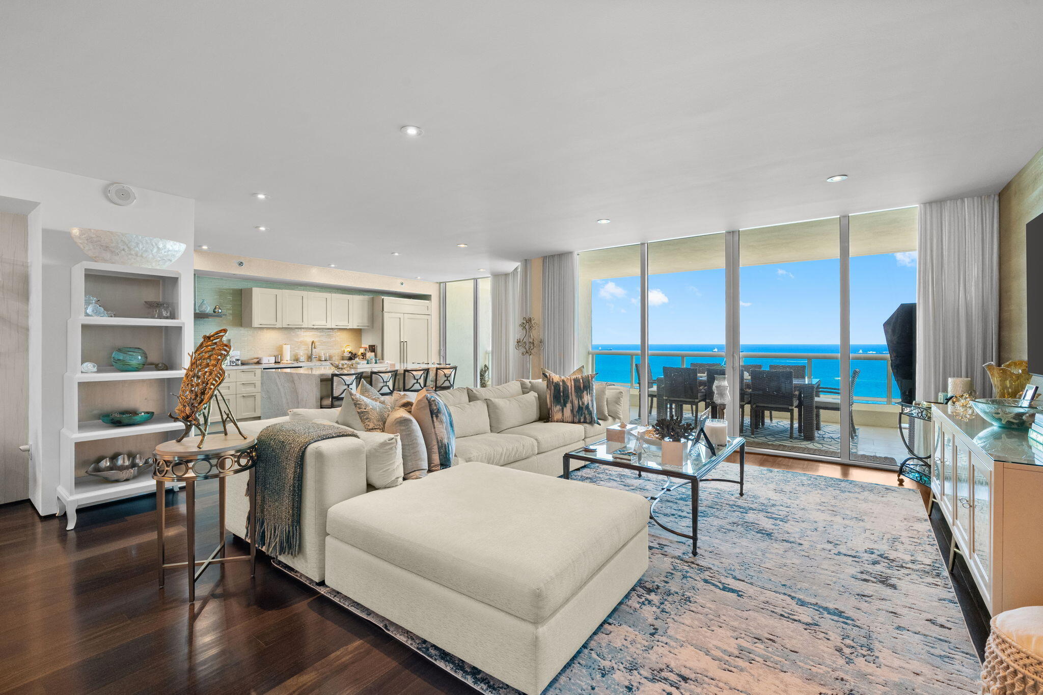 101 S FORT LAUDERDALE BEACH Boulevard # 2303 — Photo 4
